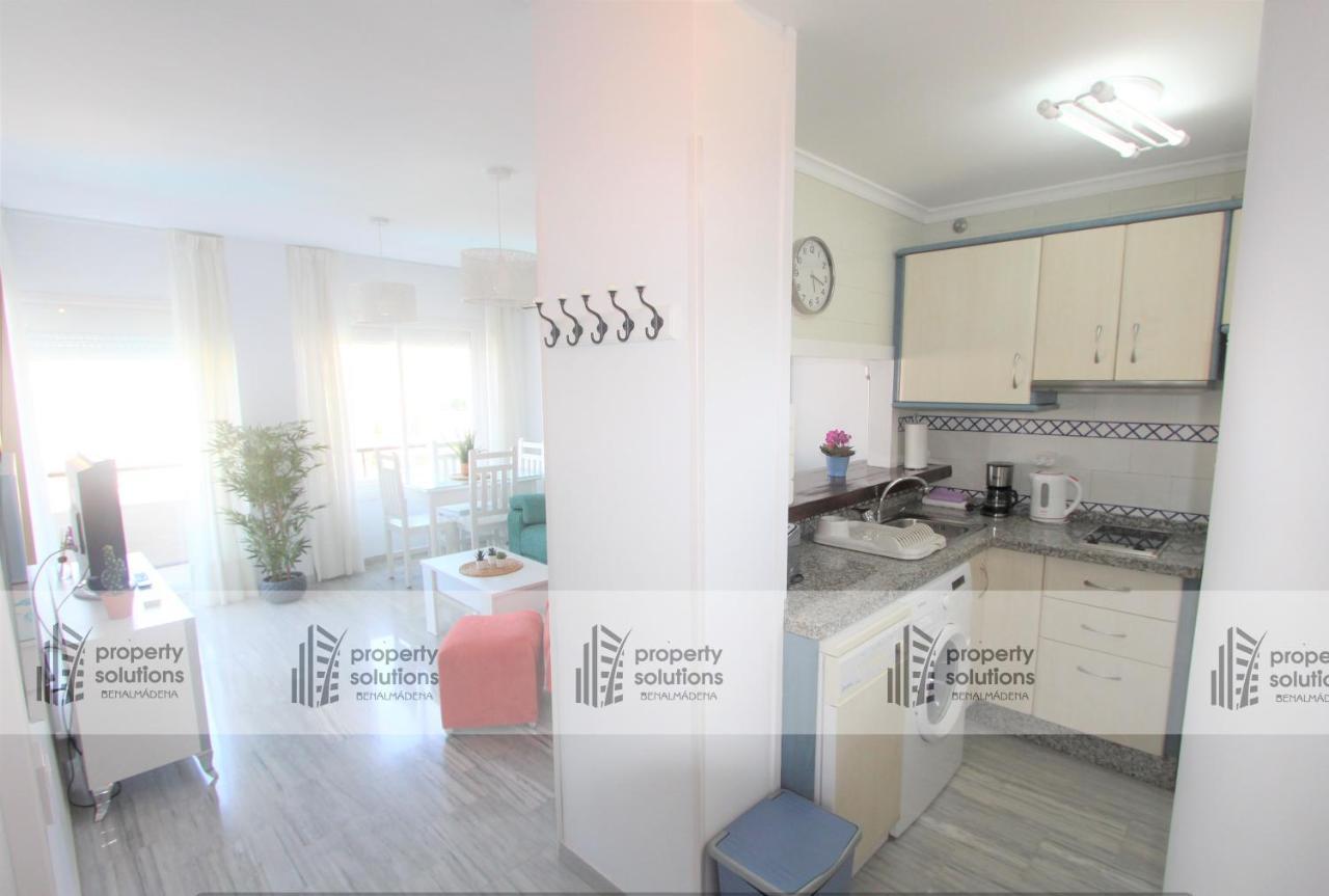 Carihuela Playa - 2ª Linea De Playa - Piscina - Parking Gratis Apartment Торемолинос Екстериор снимка