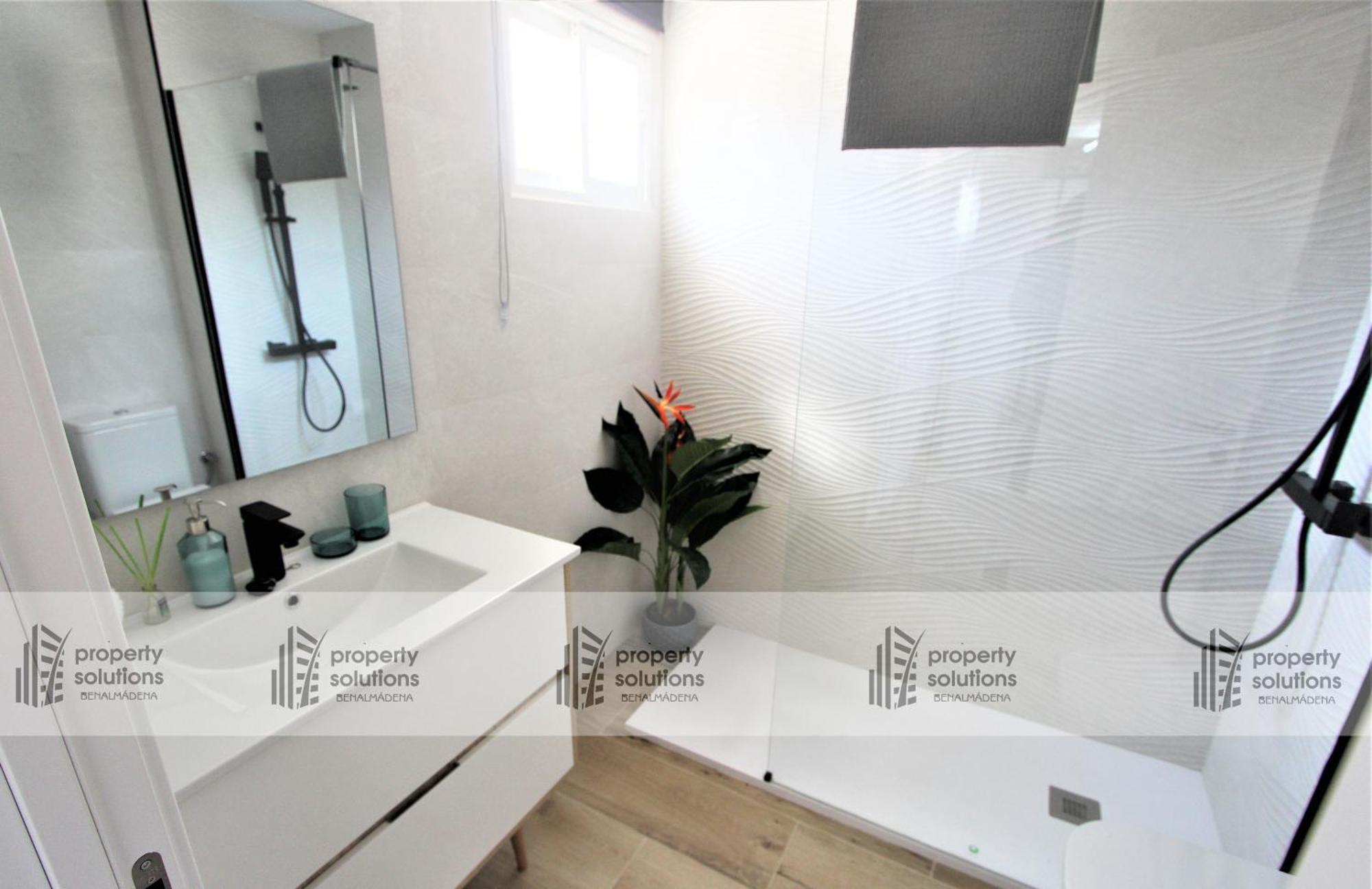 Carihuela Playa - 2ª Linea De Playa - Piscina - Parking Gratis Apartment Торемолинос Екстериор снимка